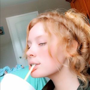 Meet your Posher, Savannah